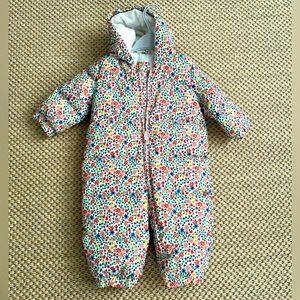 Baby Gap Onesie Snow Suit- Flower Print size 12-18 Months